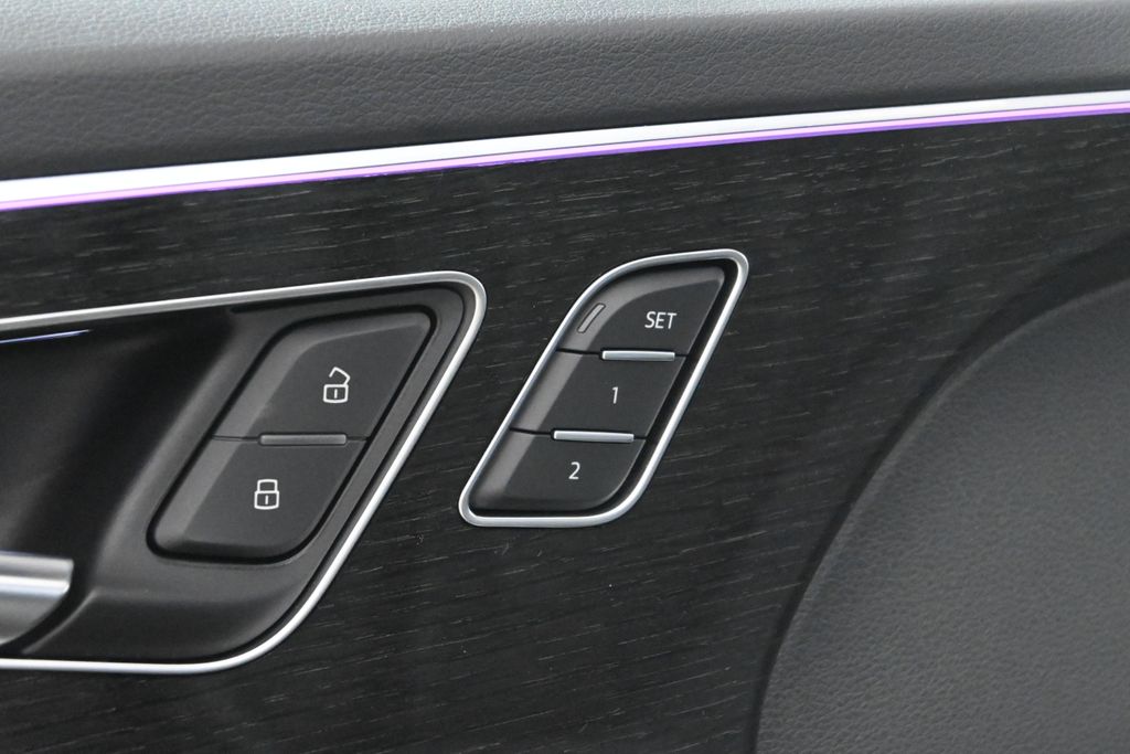 Thumbnail: 2026 Audi Q7 - 24