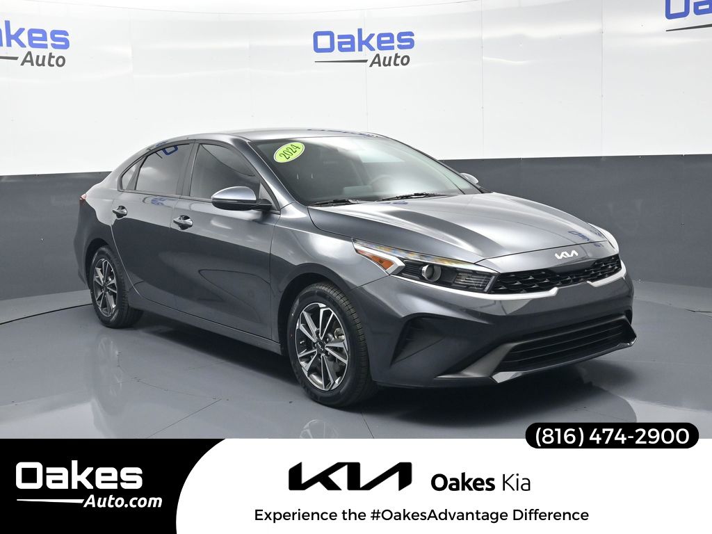 2024 Kia Forte LXS FWD