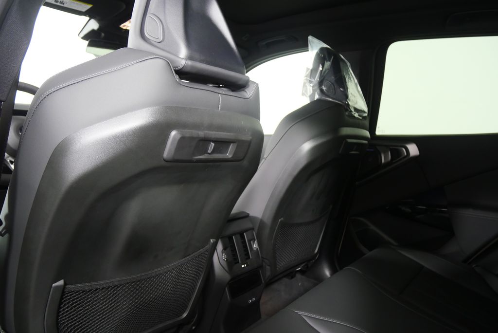 Thumbnail: 2026 BMW X3 - 16