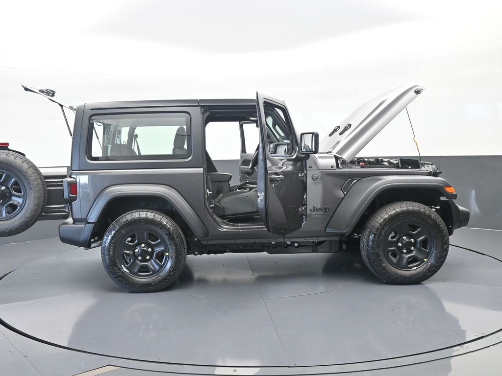 New 2026 Granite Crystal Metallic Clearcoat Jeep Sport image 59