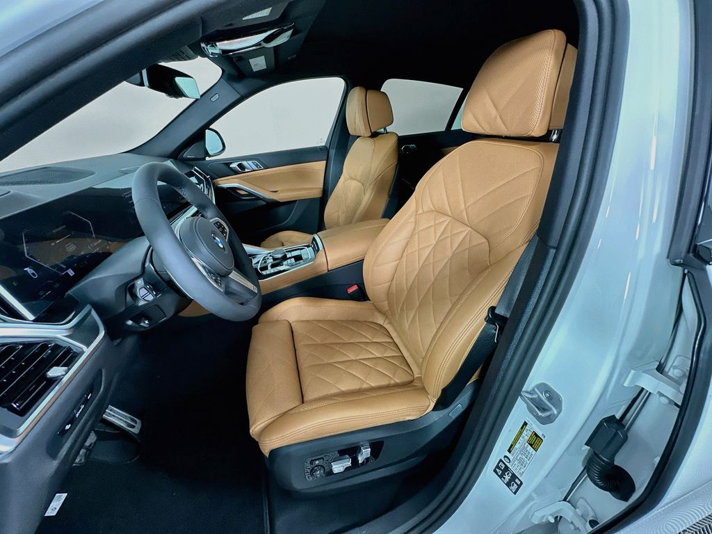 Thumbnail: 2027 BMW X6 - 16