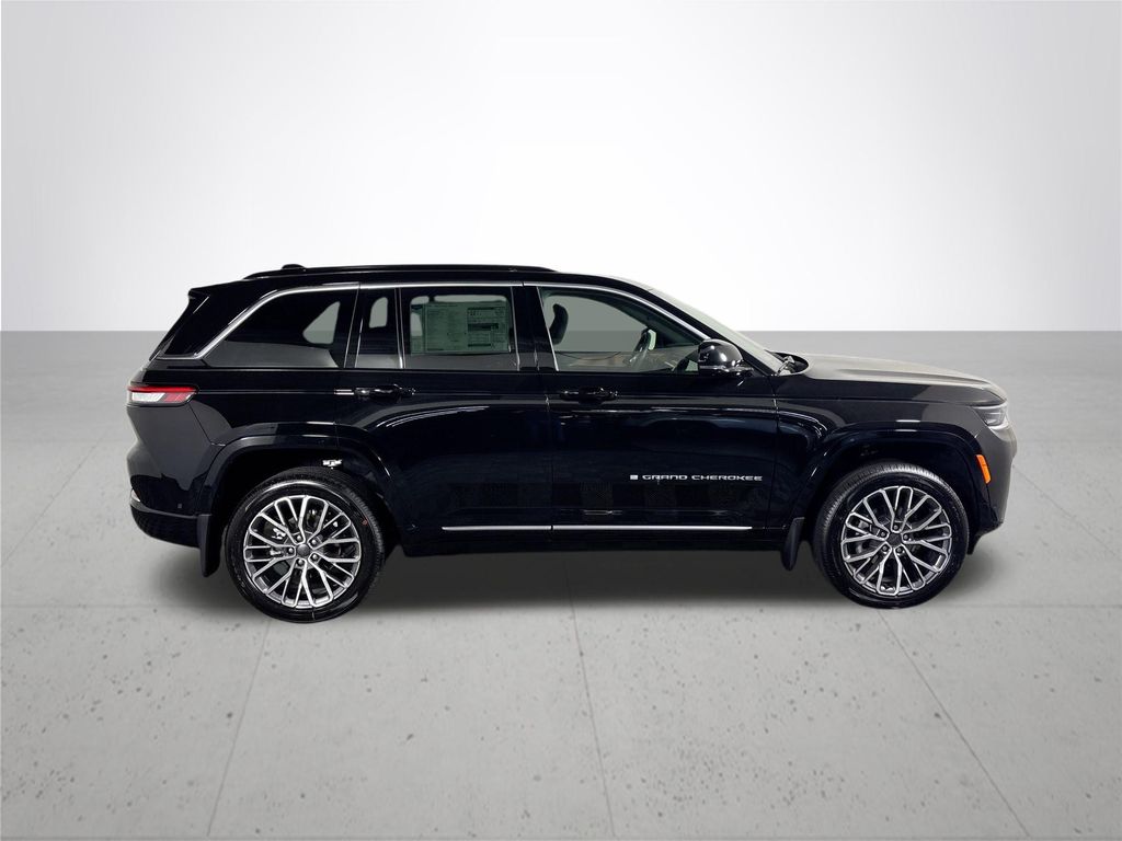 2026 Jeep Grand Cherokee Summit