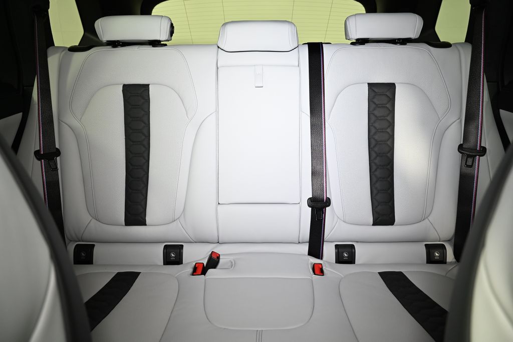 Thumbnail: 2026 BMW X5 - 26