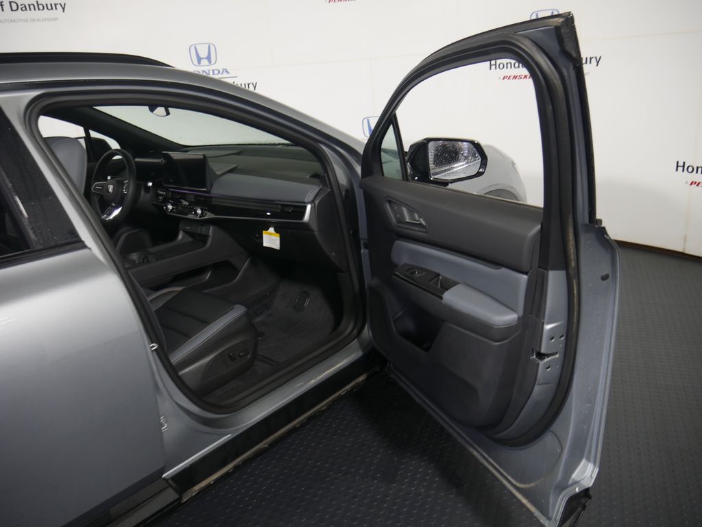 Thumbnail: 2025 Honda Prologue - 7