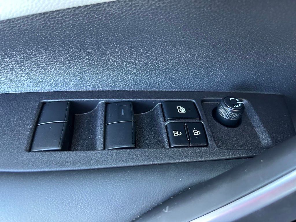 Thumbnail: 2024 Toyota Corolla - 16