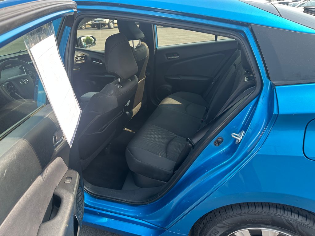 2022 Toyota Prius LE AWD-e