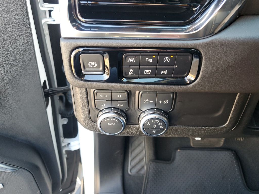 Used Car 2025 Gmc Yukon  Denali For Sale Under $80,000 In Austin, Texas