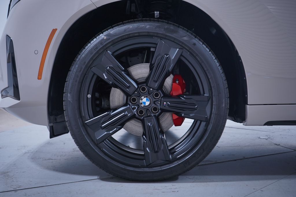 Thumbnail: 2026 BMW X3 - 2