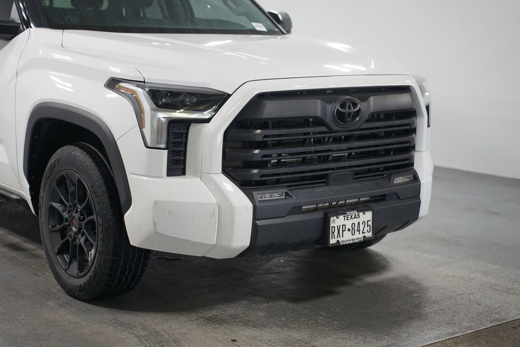 Thumbnail: 2022 Toyota Tundra - 4
