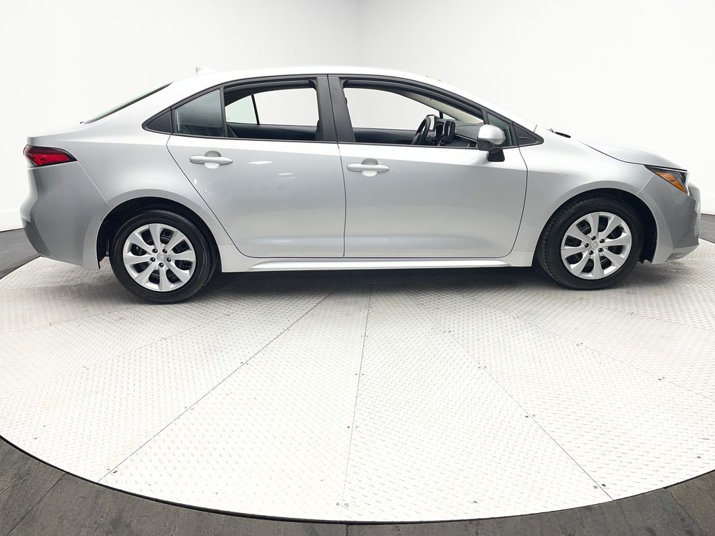 Thumbnail: 2024 Toyota Corolla - 4