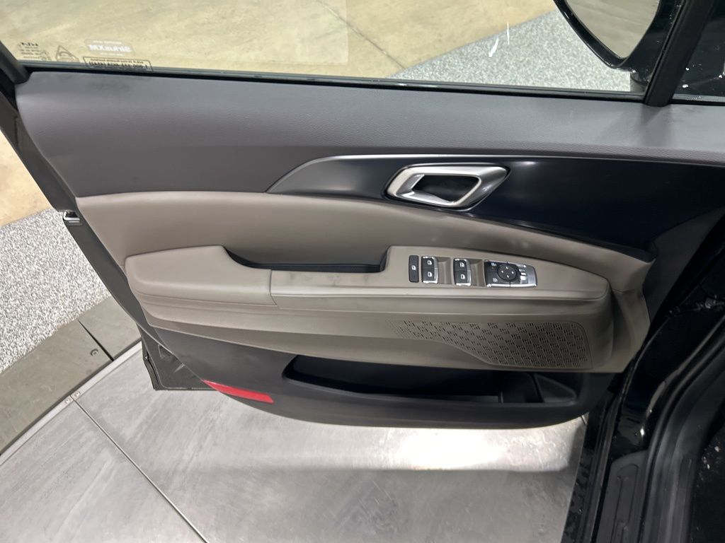 new 2026 Kia Carnival car, priced at $41,665