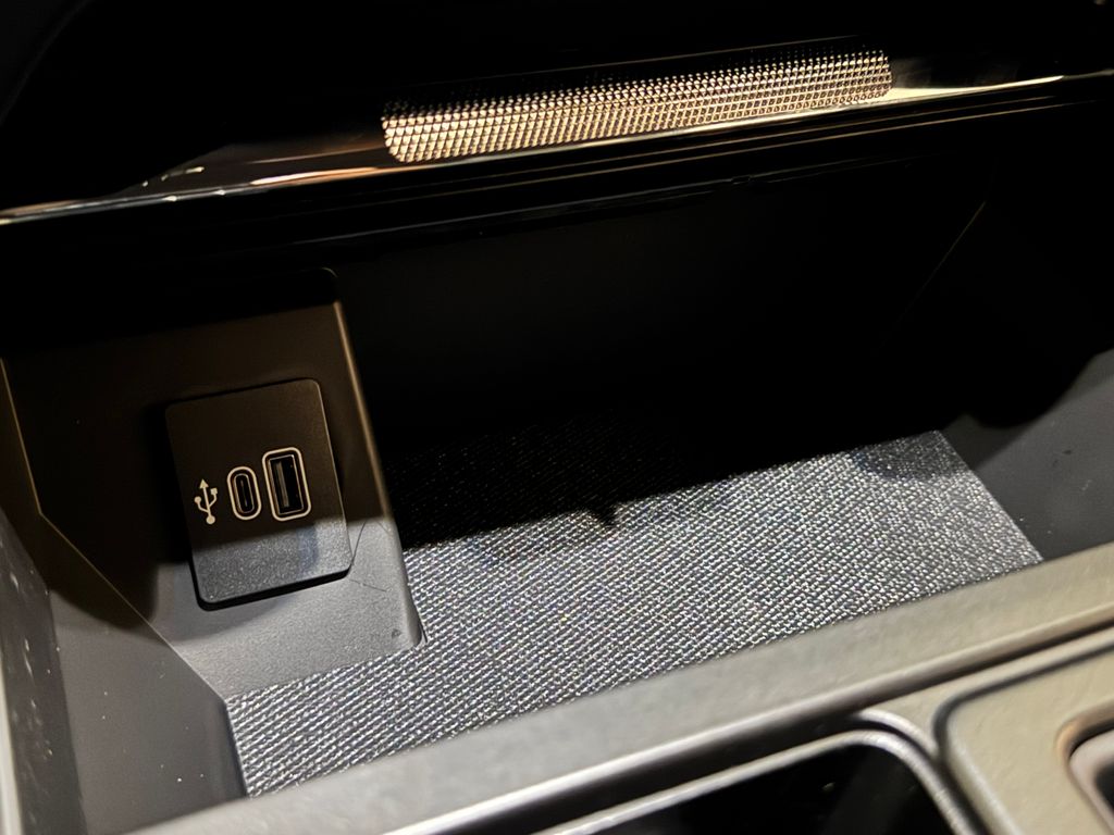 New 2026 Black Ford Lariat image 30