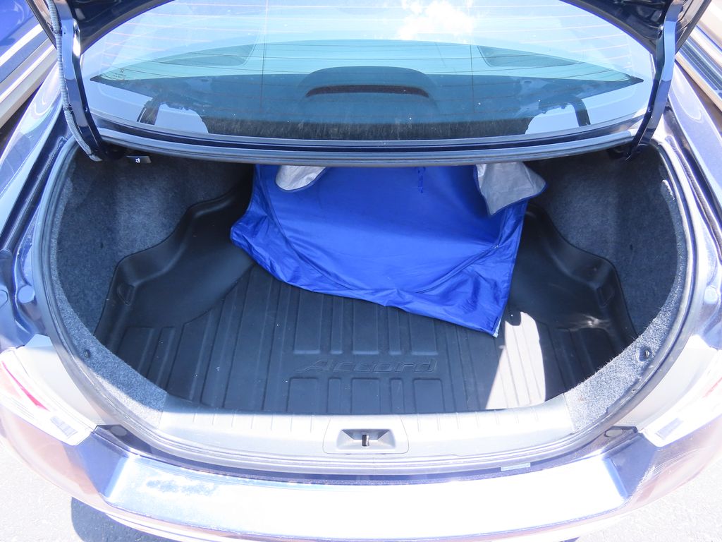 Thumbnail: 2012 Honda Accord - 12