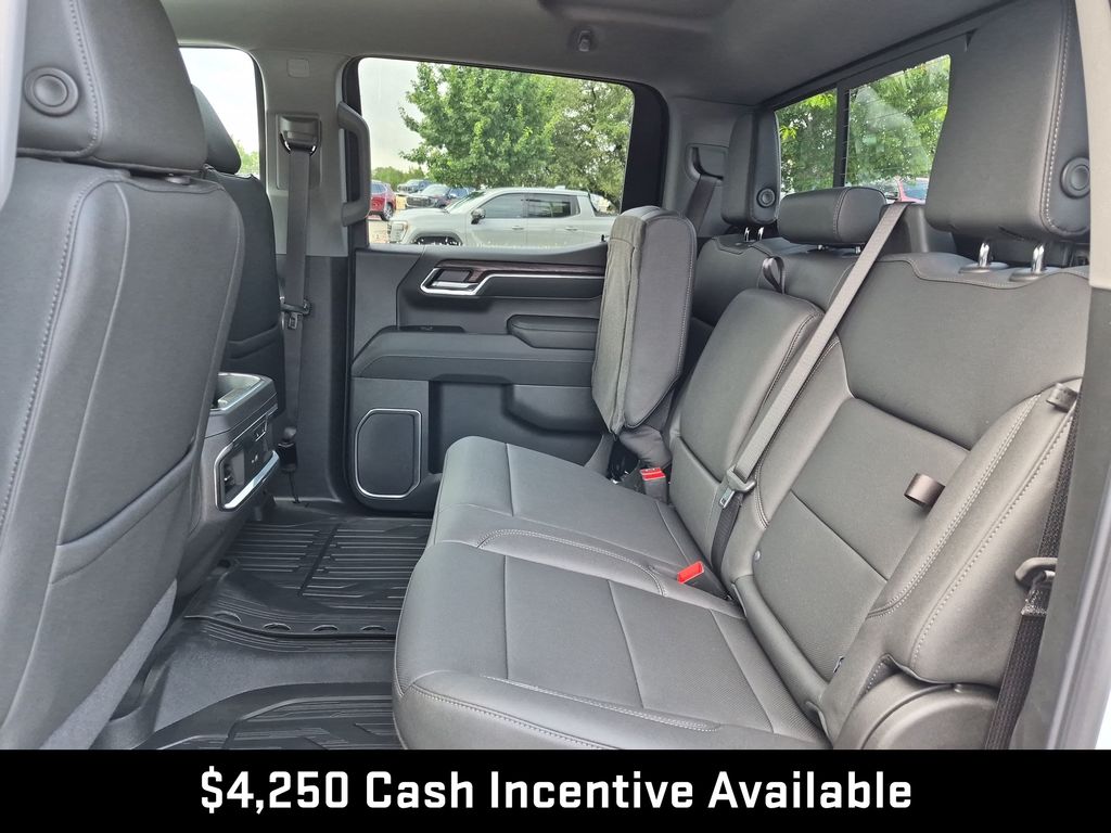 New 2026 White GMC SLT image 37