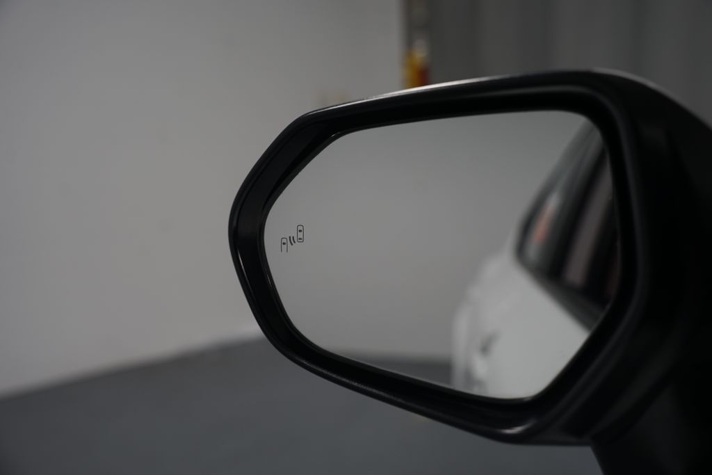 Thumbnail: 2025 Toyota Camry - 24