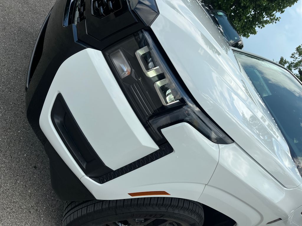 2026 Glacier White Nissan Frontier SV RWD Truck