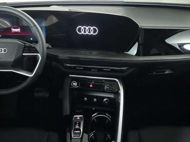 Thumbnail: 2025 Audi Q5 - 15