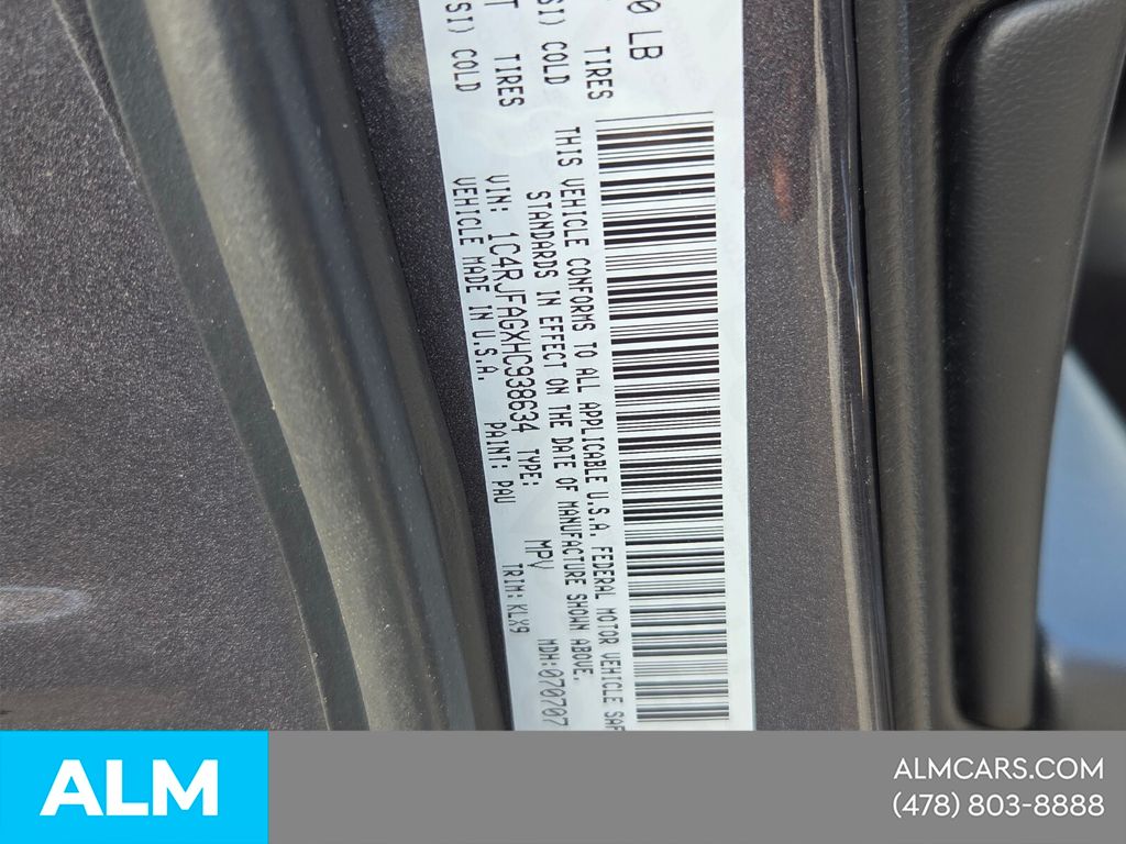Used 2017 Gray Jeep Altitude image 13