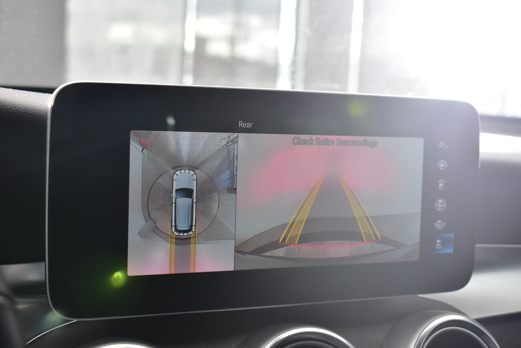 Thumbnail: 2021 Mercedes-Benz GLC - 19