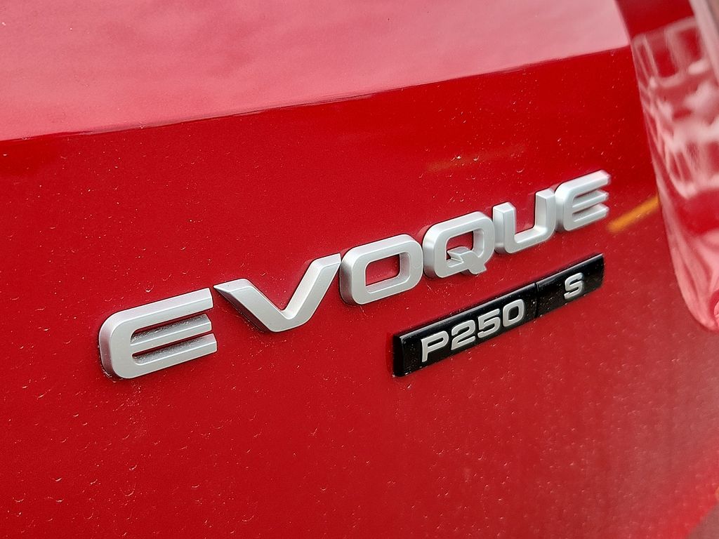 Thumbnail: 2020 Land Rover Range Rover Evoque - 30