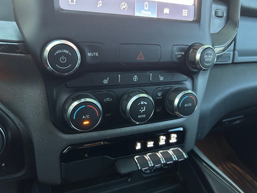 Thumbnail: 2023 RAM 1500 - 26