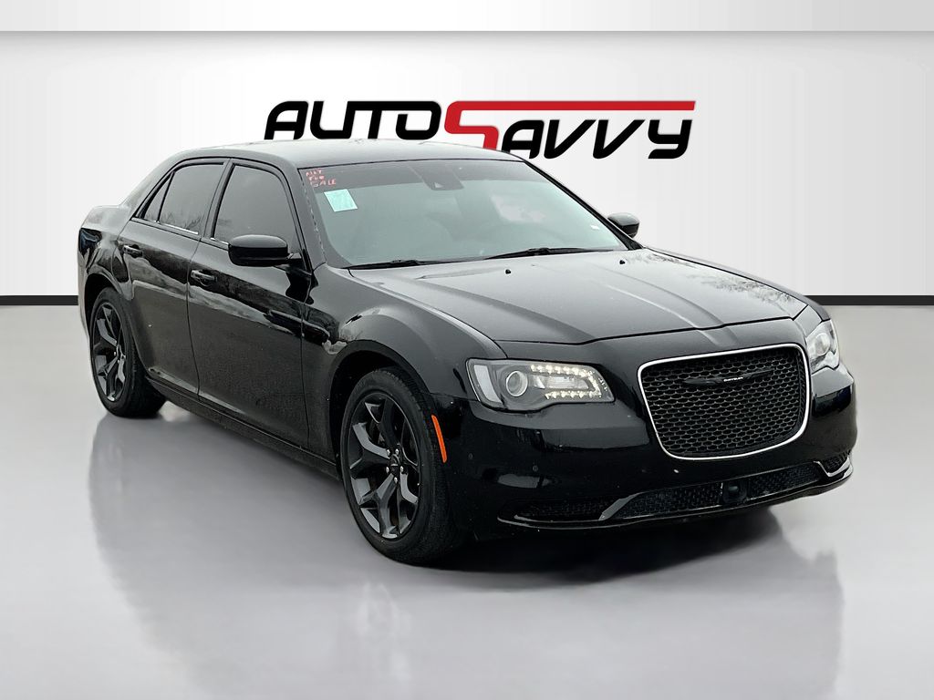 2023 Chrysler 300 Touring