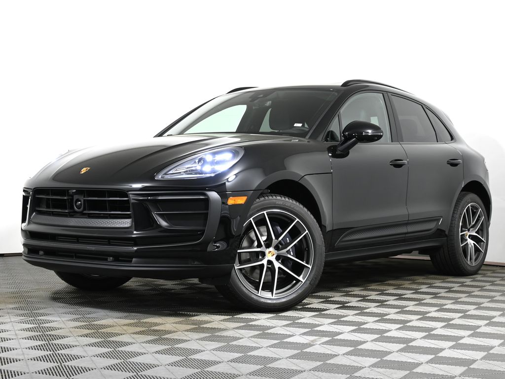 2024 Porsche Macan  -
                Warwick, RI