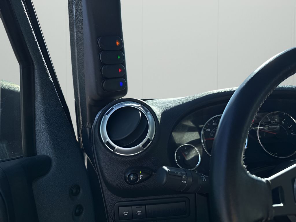 Used Car 2015 Jeep Wrangler  Rubicon For Sale Under $25,000 In Austin, Texas