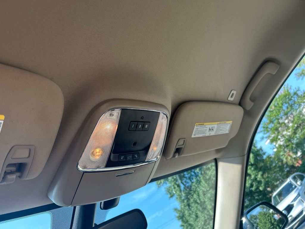 Used 2019 Red Jeep Limited image 29