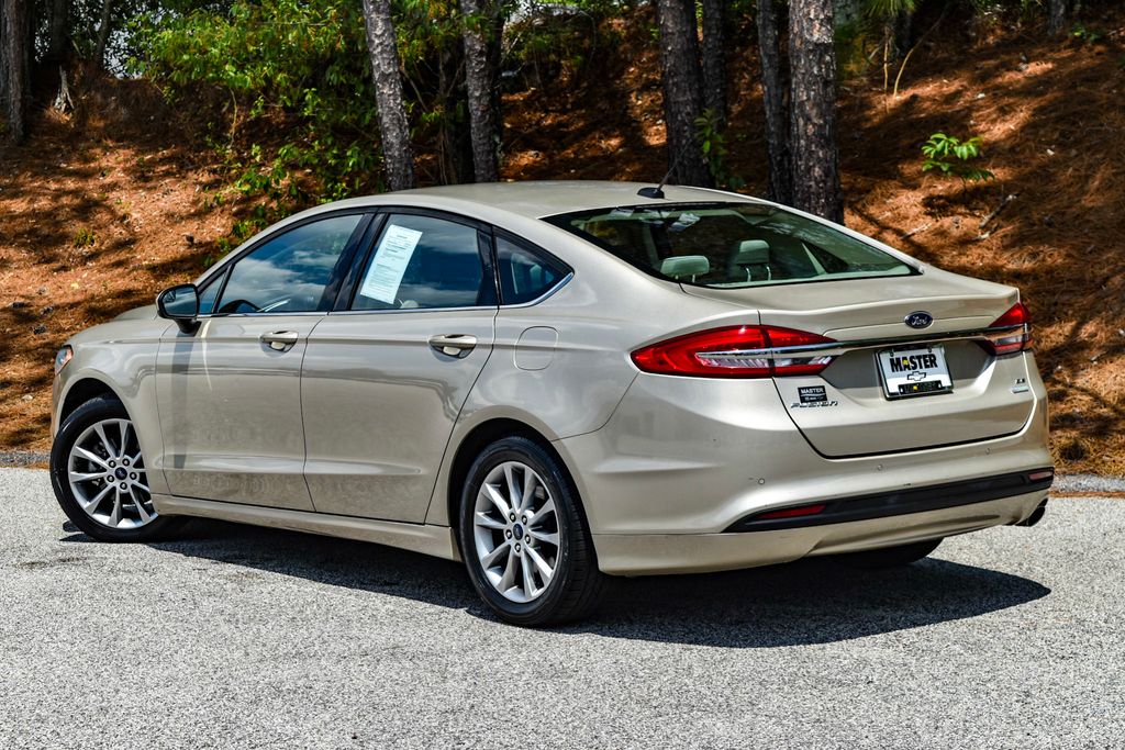 Used 2017 Ford Fusion SE with VIN 3FA6P0HD2HR373538 for sale in Aiken, SC