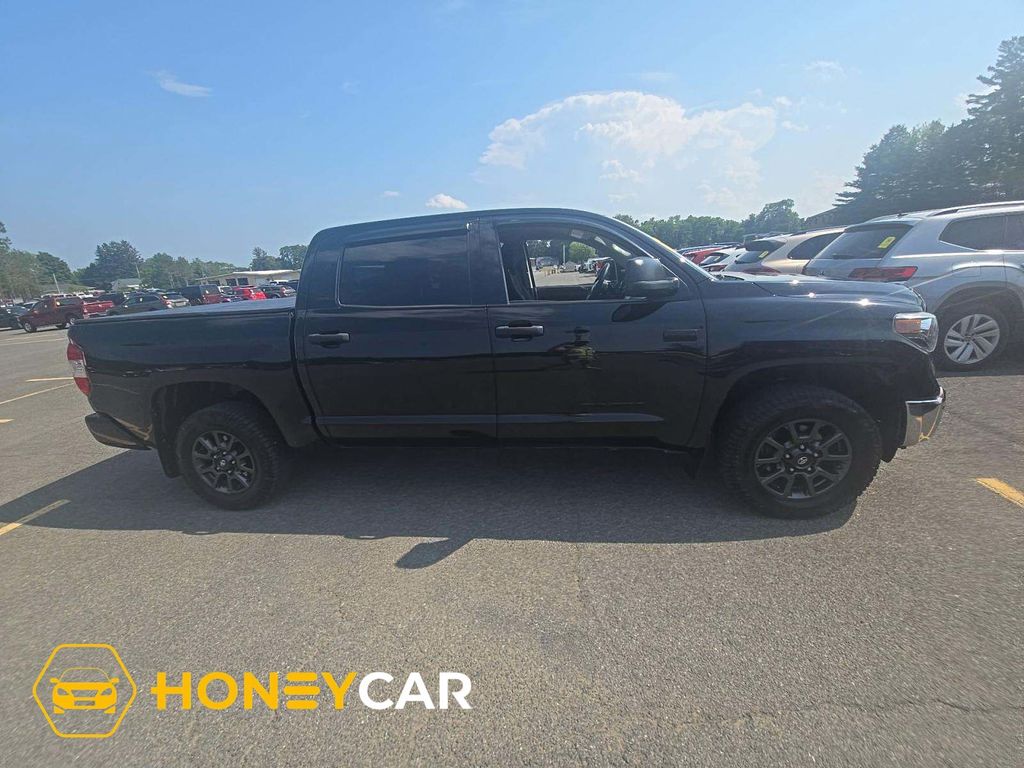 Midnight Black Metallic 2021 Toyota Tundra Pickup Truck Four-Wheel Drive 6-Speed Automatic