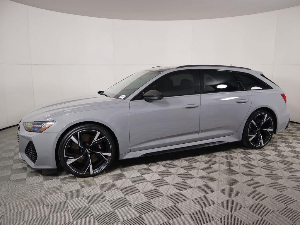 Thumbnail: 2022 Audi RS 6 - 8