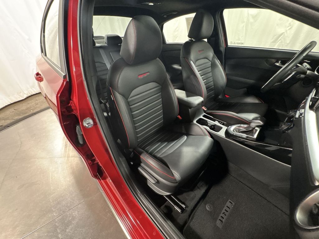 2024 Kia Forte GT photo 29