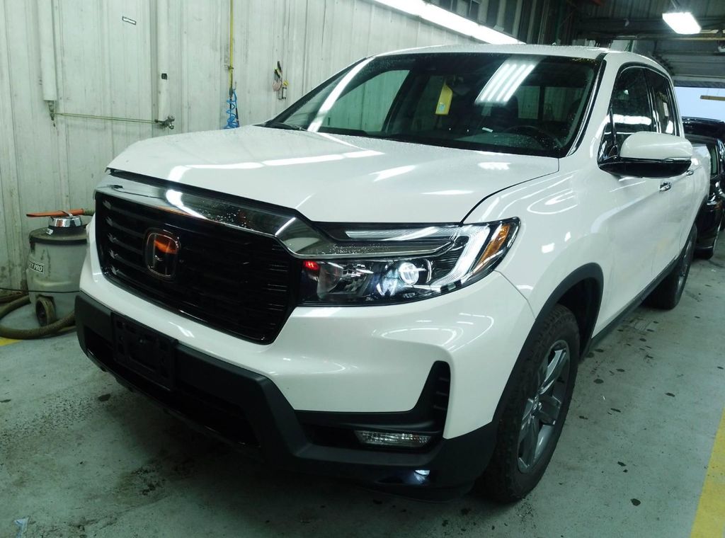Platinum White Pearl 2023 Honda Ridgeline Pickup Truck All-Wheel Drive 9-Speed Automatic
