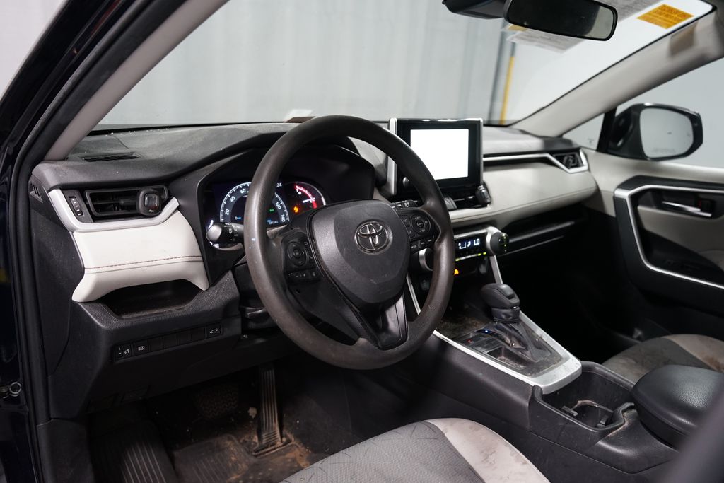 Thumbnail: 2023 Toyota RAV4 - 7