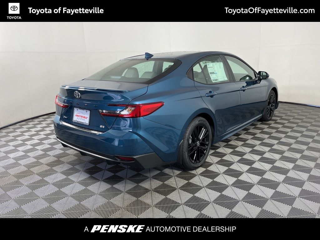 2025 Toyota Camry SE 14