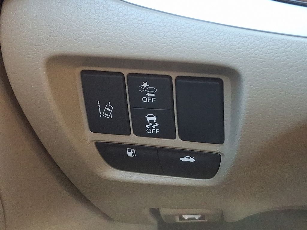 Thumbnail: 2018 Acura TLX - 25