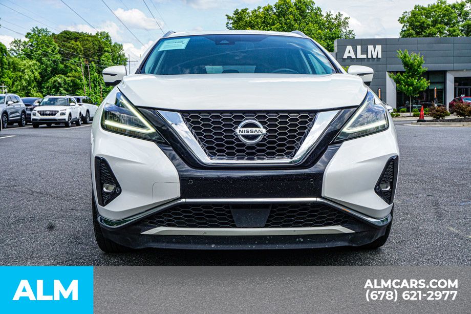 Used 2020 White Nissan Platinum image 10