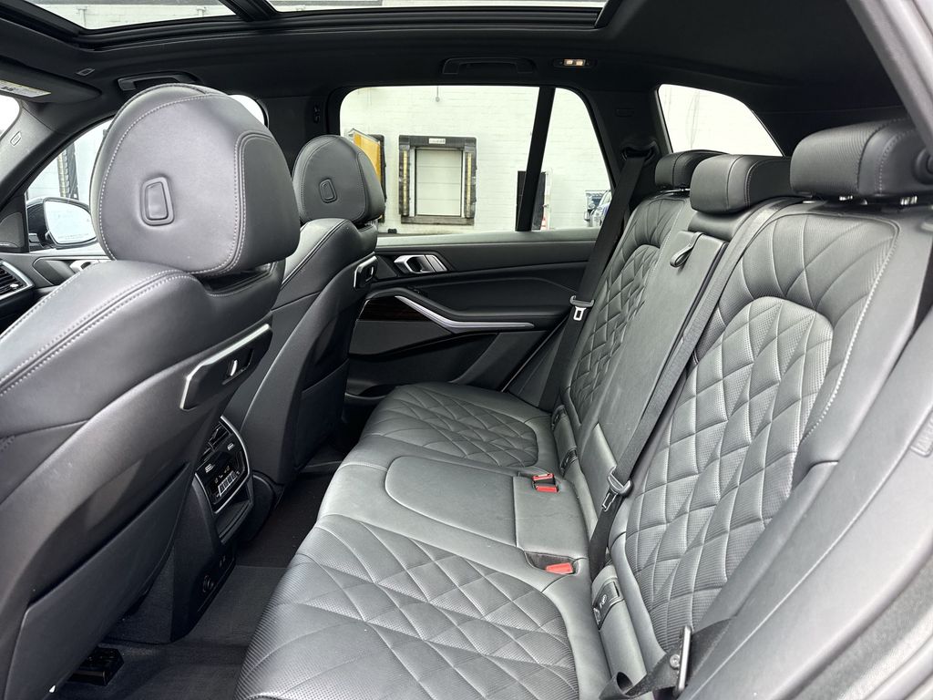 Thumbnail: 2024 BMW X5 - 13
