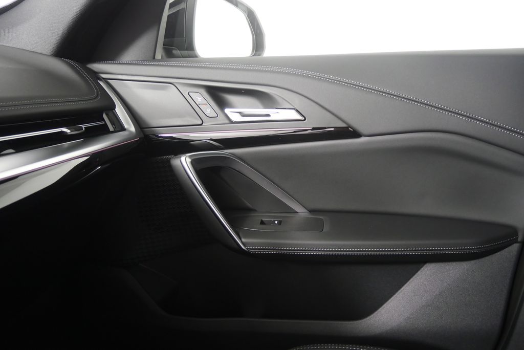 Thumbnail: 2026 BMW X1 - 22