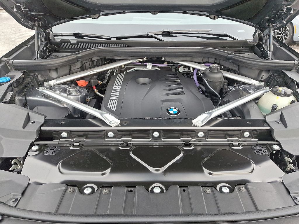 Thumbnail: 2026 BMW X5 - 30