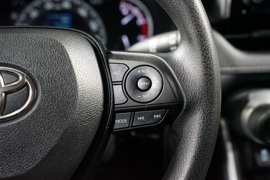 Thumbnail: 2024 Toyota RAV4 - 13