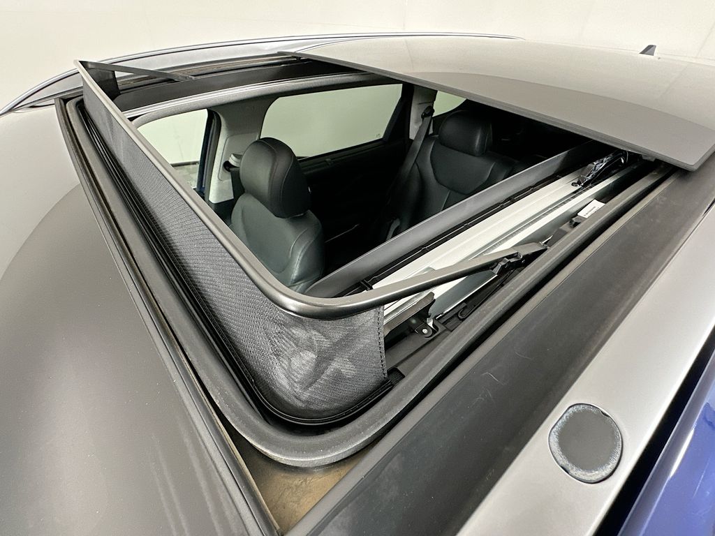 Thumbnail: 2020 Hyundai Santa Fe - 21