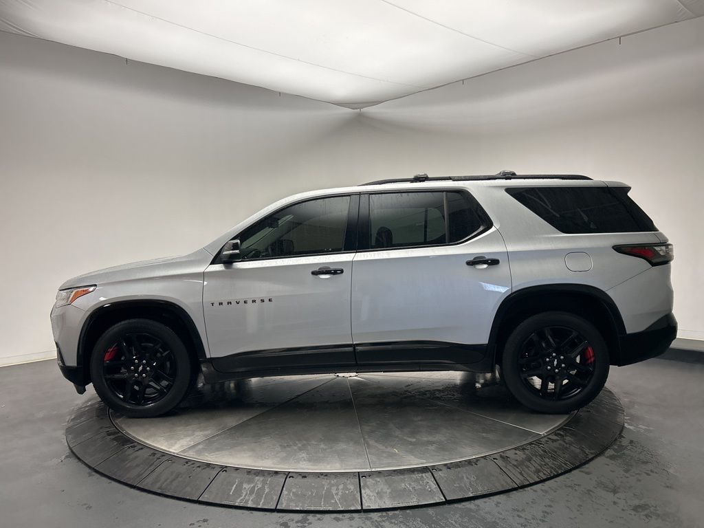 Thumbnail: 2021 Chevrolet Traverse - 2