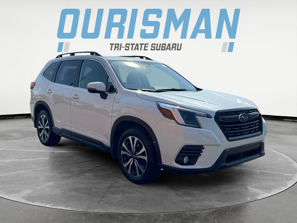 Crystal White Pearl 2023 Subaru Forester Limited Crossover AWD SUV / Crossover All-Wheel Drive Continuously Variable Transmission