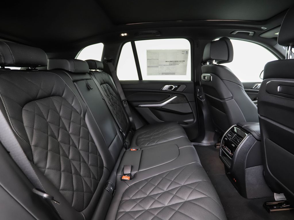 Thumbnail: 2026 BMW X5 - 27