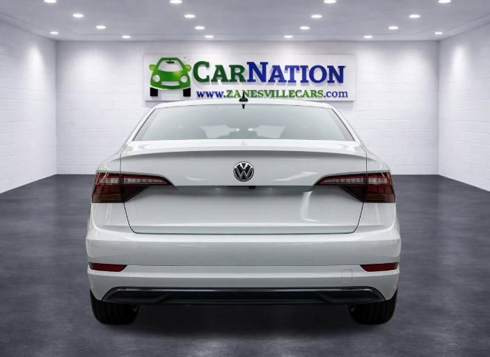 Photo 4 of 2023 Volkswagen Jetta Sport