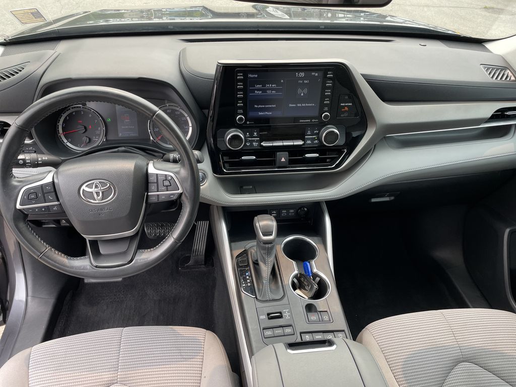 Used 2022 Toyota Highlander SUV