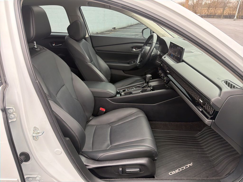 Thumbnail: 2023 Honda Accord - 24