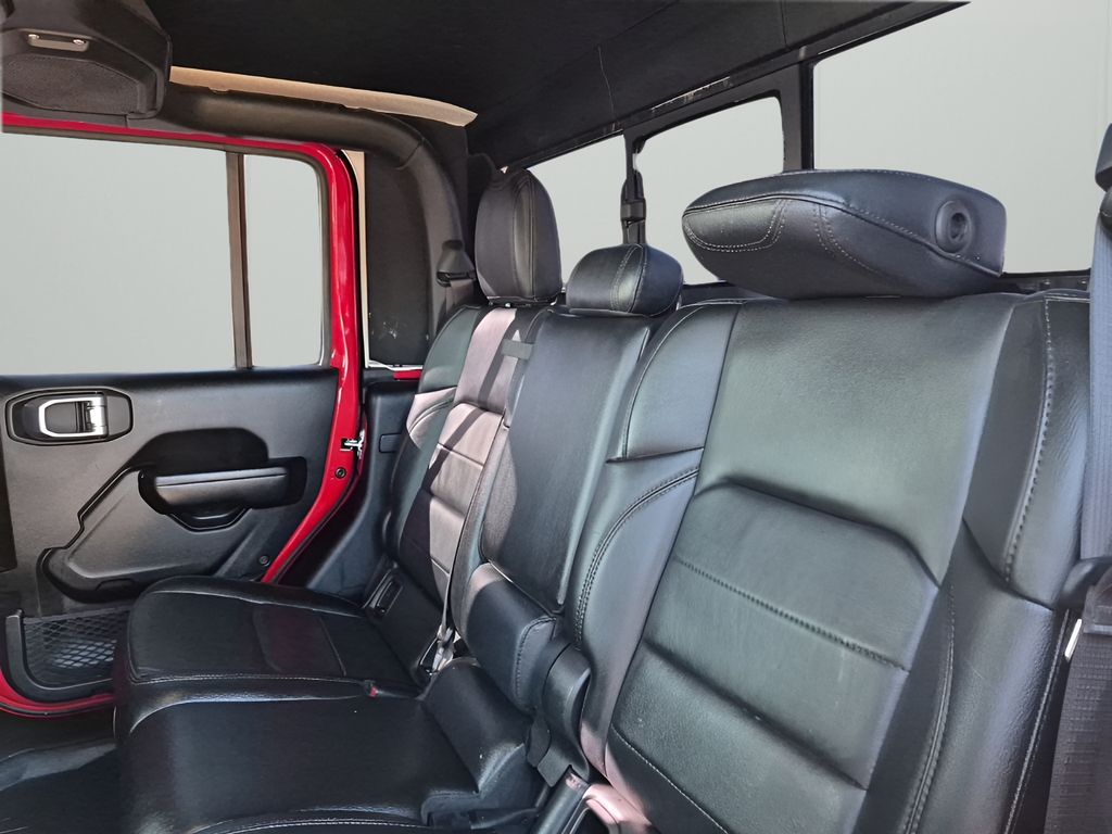 Used Car 2021 Jeep Gladiator  Willys For Sale Under $30,000 In Austin, Texas